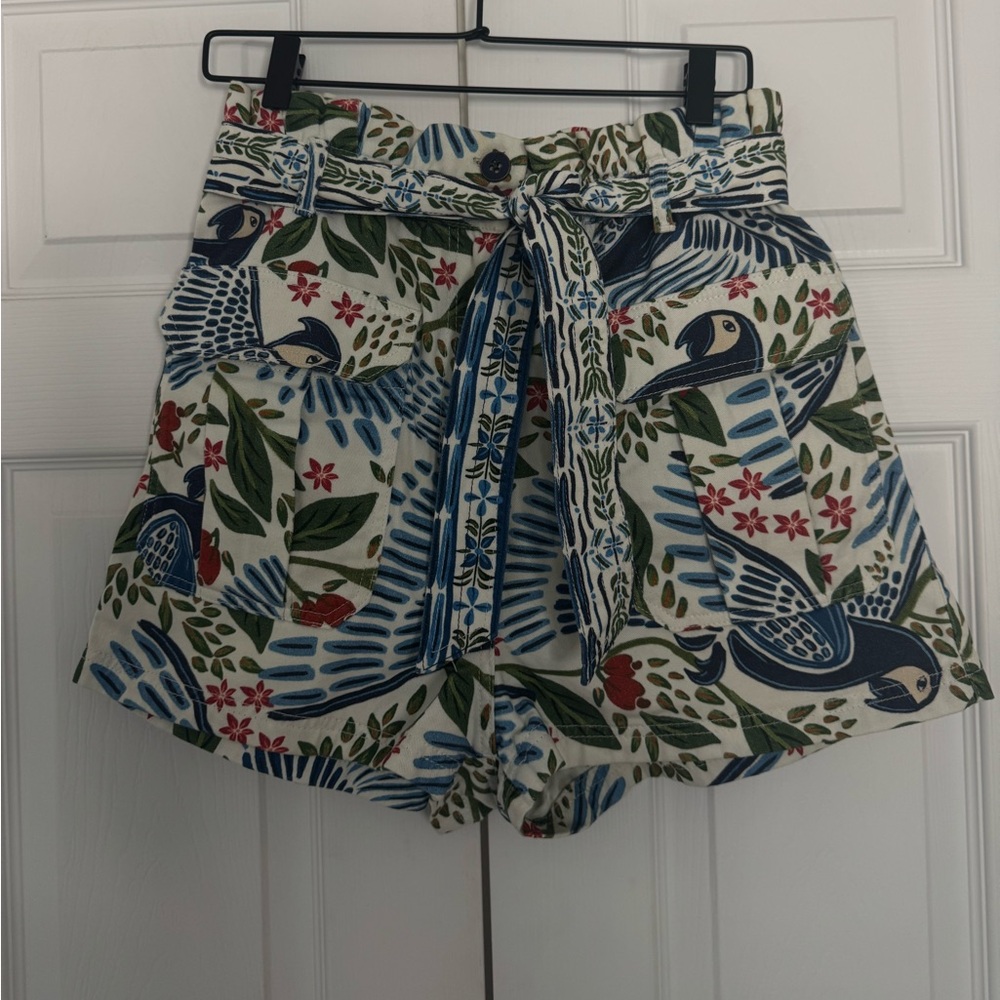 FARM Rio Multicolor Bird Print Women Shorts